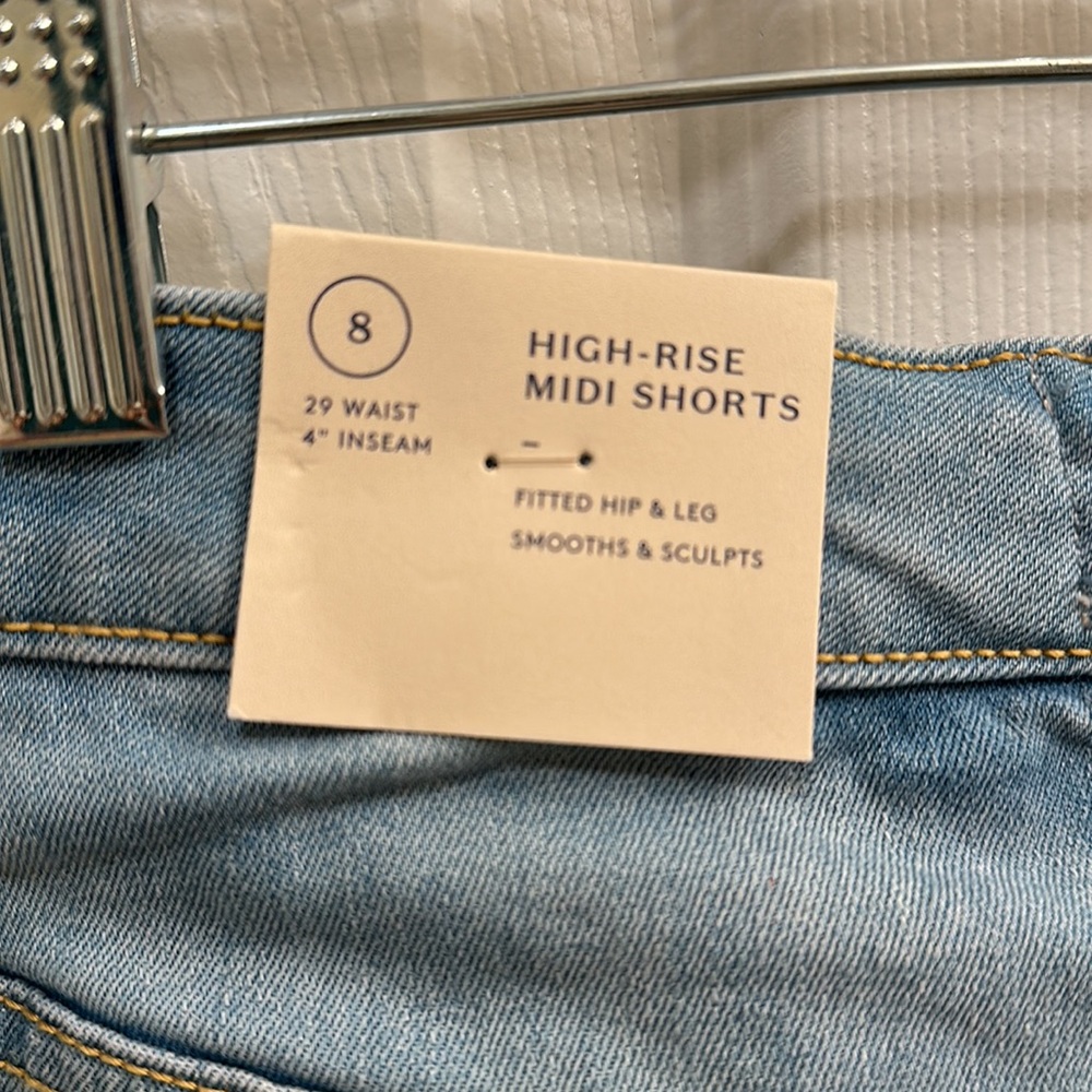 Universal Thread Mid Shorts - Picture 4 of 8